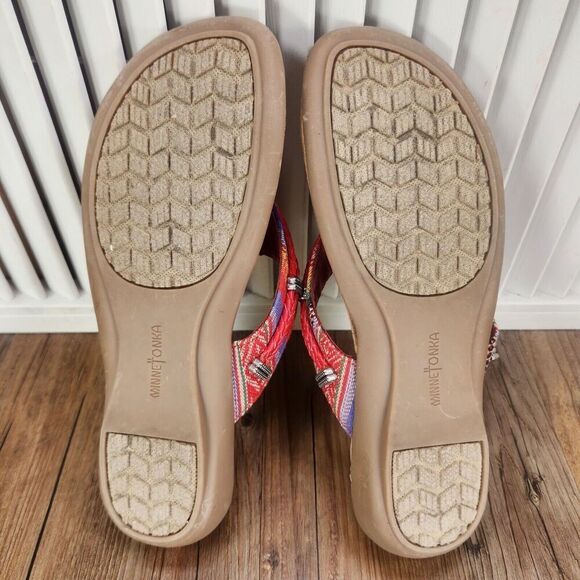 Minnetonka Silverthorne Frisco Womens Size 8 N Narrow Red Boho Comfort Sandals - Picture 7 of 10